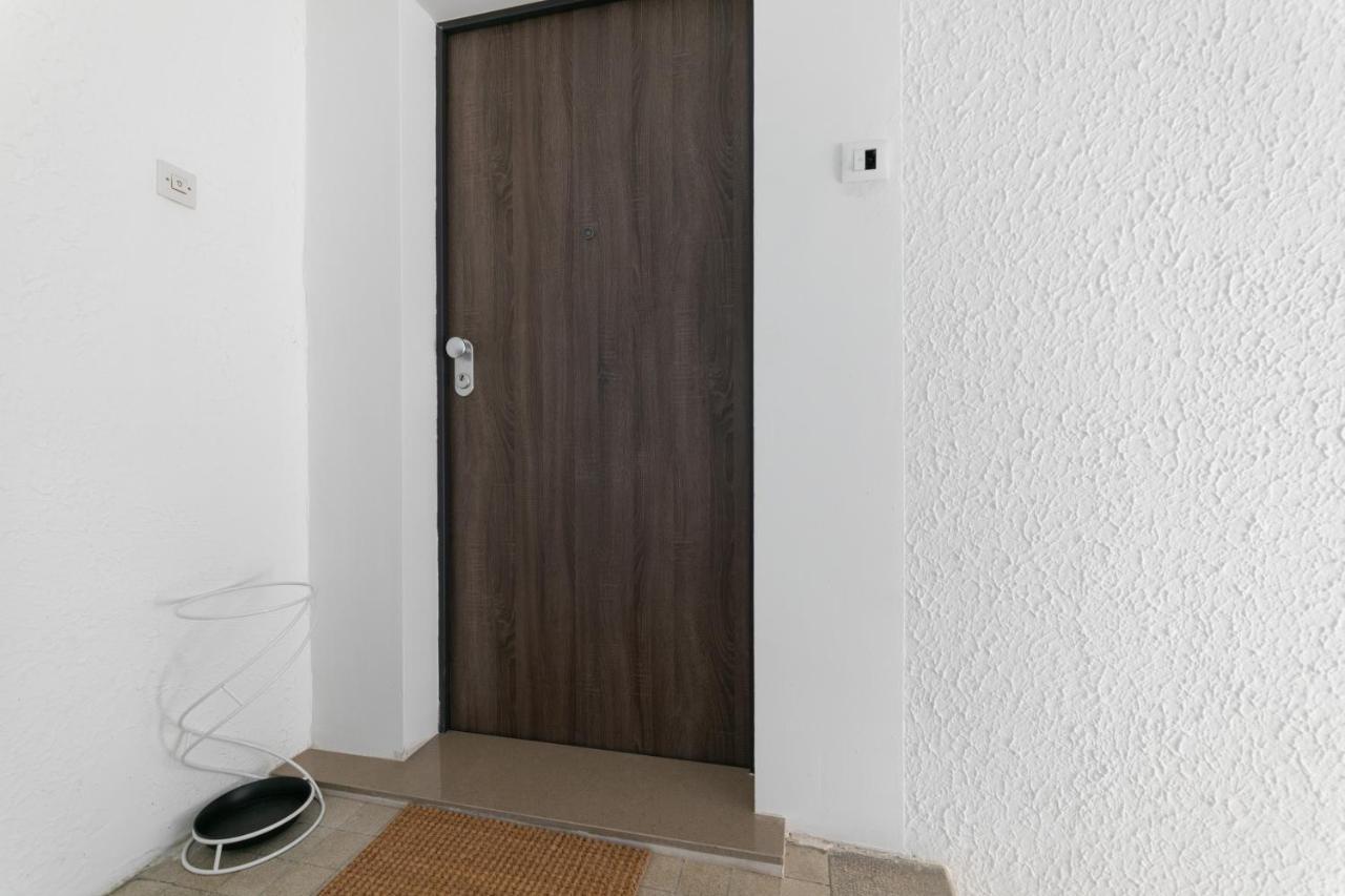 La Preziosa Rooms Пула Экстерьер фото